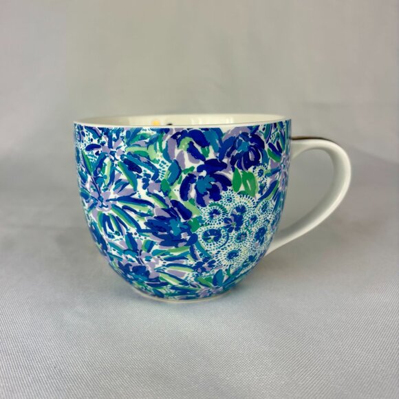 Lilly Pulitzer Blue Floral Ceramic Mug with Gold Handle - 12 oz Never used RARE - Picture 3 of 10